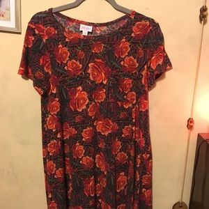 Gorgeous Floral Carly XS Spring! Roses